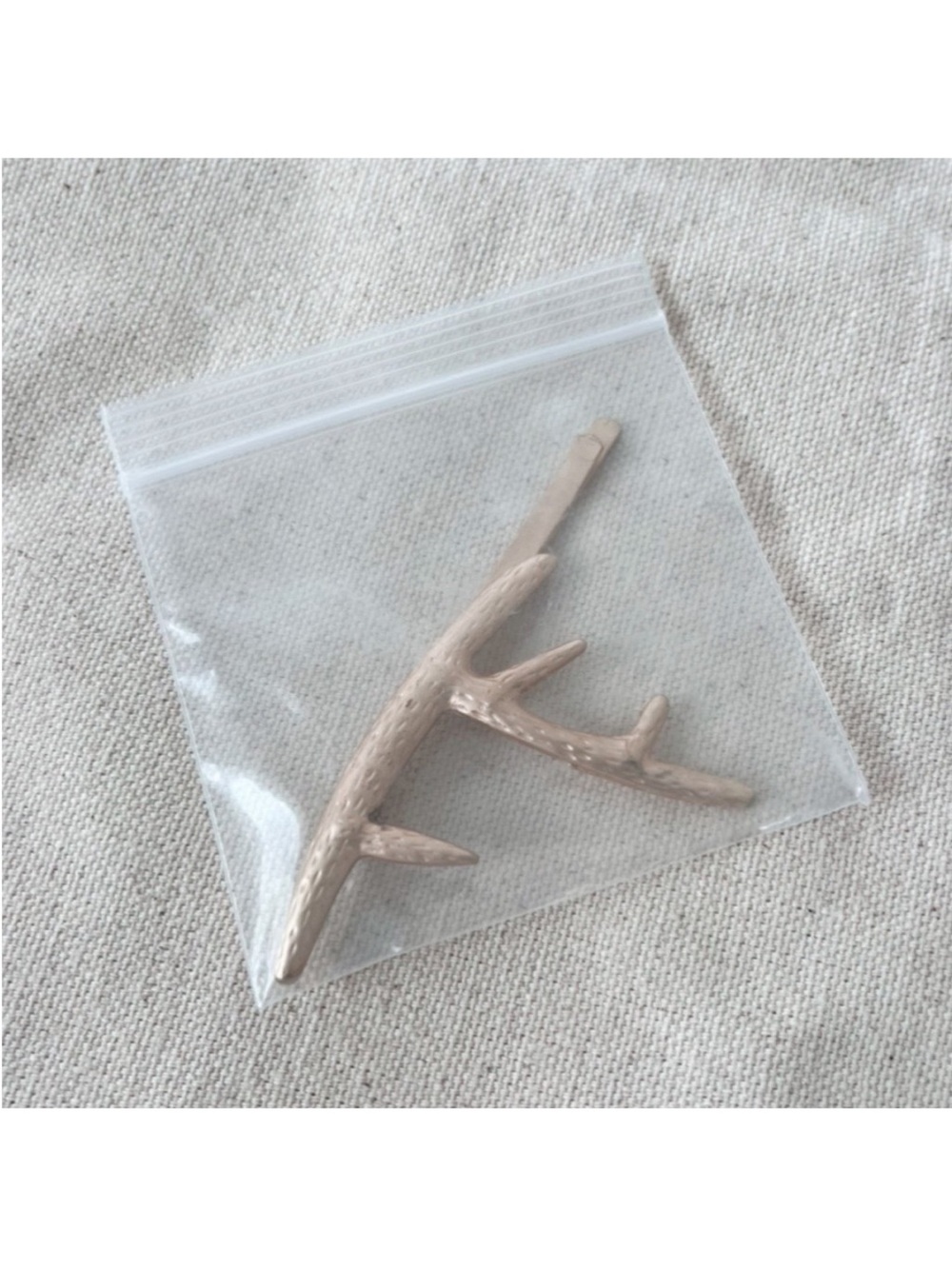 BOUTIQUE Gold Deer Antler Hair Clip - Picture 5 of 10
